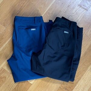 Eddie Bauer Womens Black and Blue Capris.